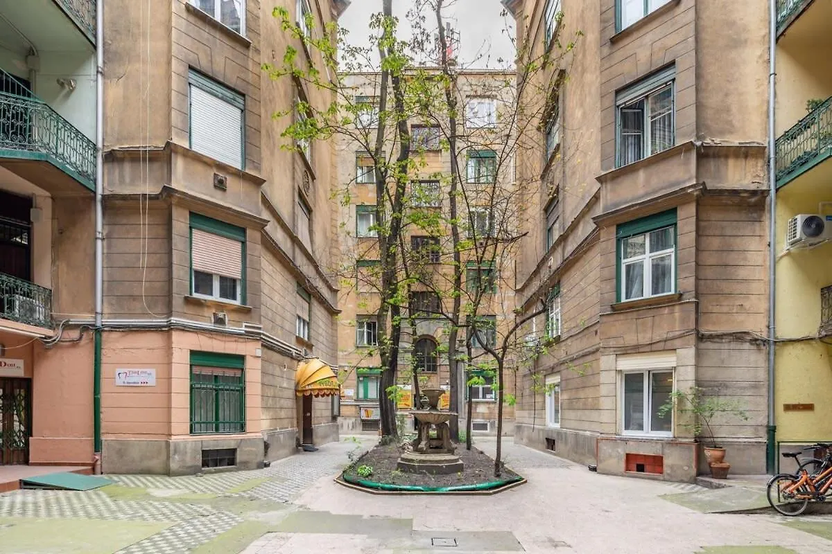 Comfy Studio In The Center Of The City 부다페스트